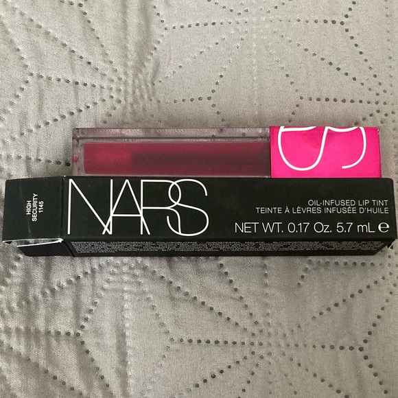 Nars Oil-Infused Lip Tint High Security - Picture 5 of 7